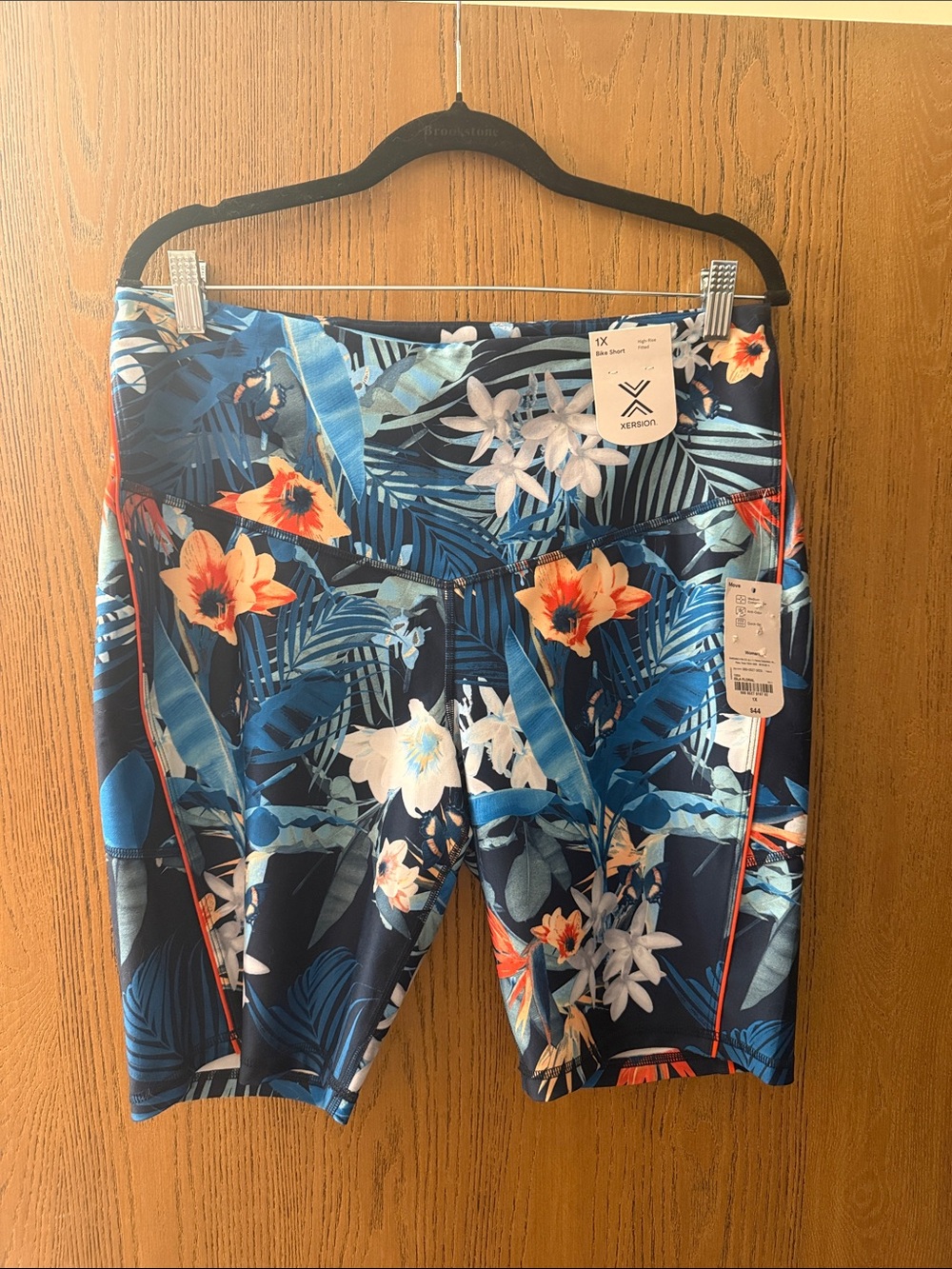 Xersion Navy Blue Tropical Floral Active Shorts with Coral Accents